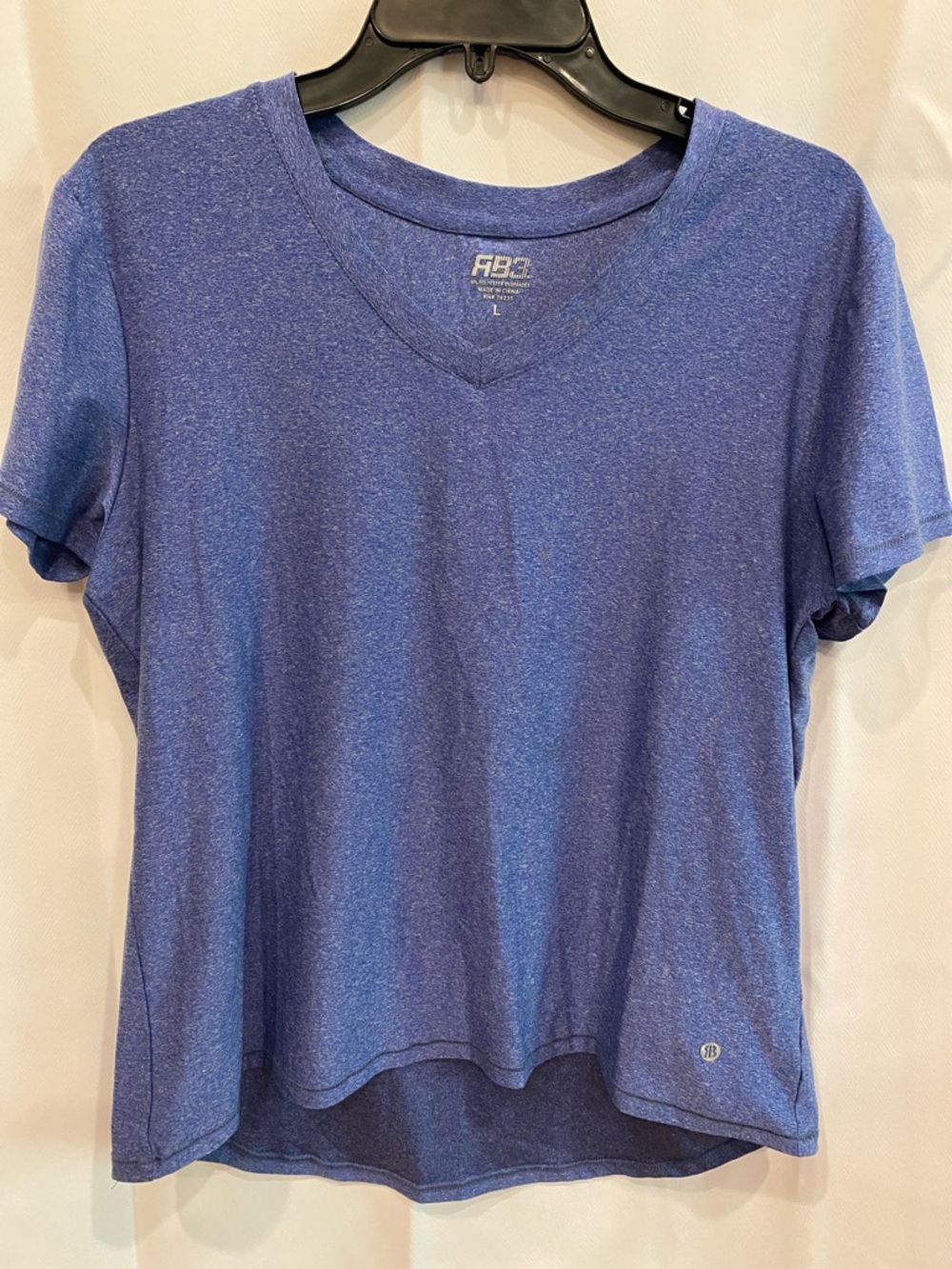 Women's V-Neck Performance Tee in Heather Blue